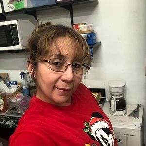 Meet your Posher, Ivette